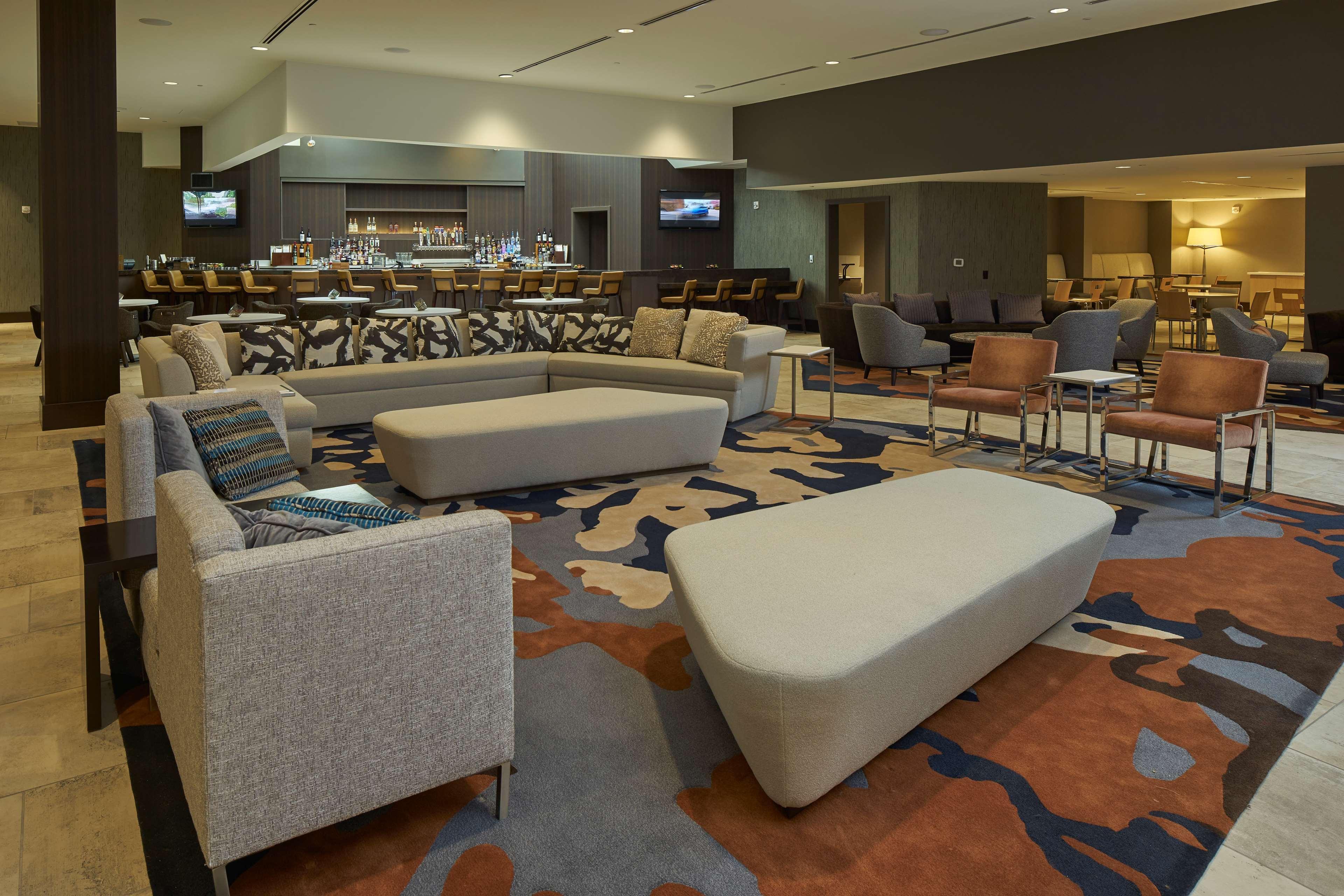 Hilton Raleigh North Hills Hotel Létesítmények fotó